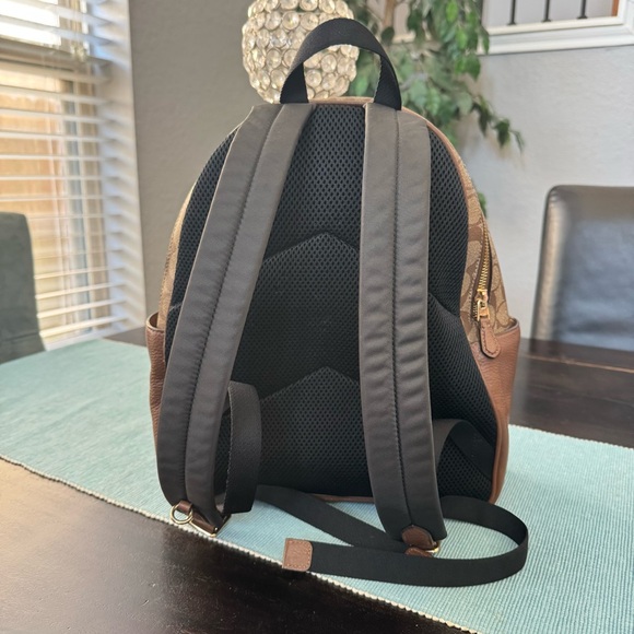 Coach Court Backpack in signature coated canvas - Picture 8 of 9